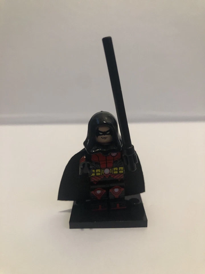 Minifigura personalizada Legolike Robin Foto 2 de 3