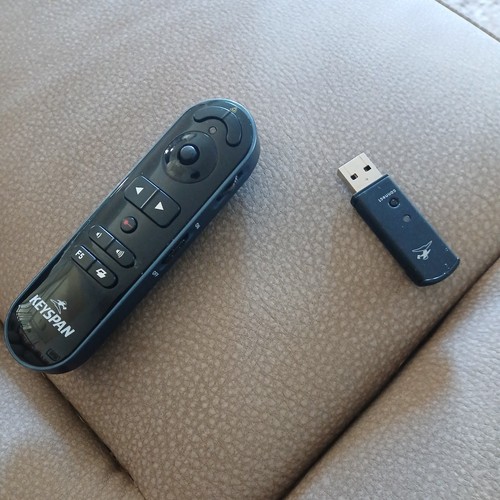 Keyspan TRIPP LITE PR-PRO3 Wireless Presentation Remote. Works Great