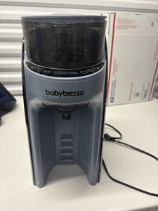 Baby Brezza Formula Pro Advanced Dispenser Machine Automatically Mix and Warm