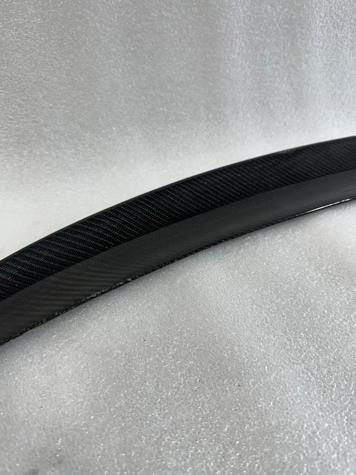 2007 BMW 335i E90 SEDAN TRUNK SPOILER CARBON FIBER - Image 3 of 4