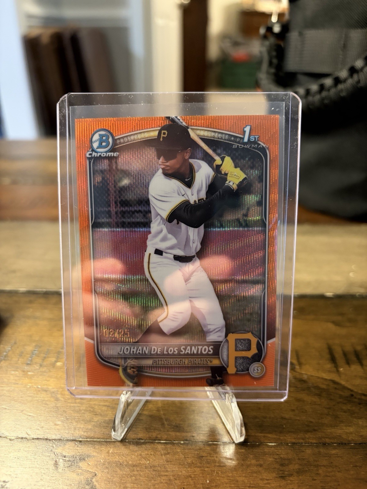 2025 Bowman Chrome Prospect Johan de Los Santos 1st Bowman Orange Wave /25