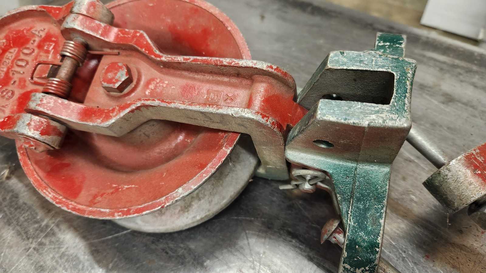 Sherman Reilly XS-100-A  Aluminum Stringing Snatch Block Cable Pulley.  lot#9