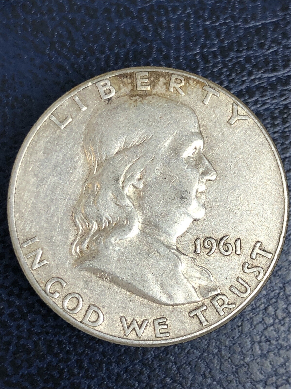 Picture 1 of 2