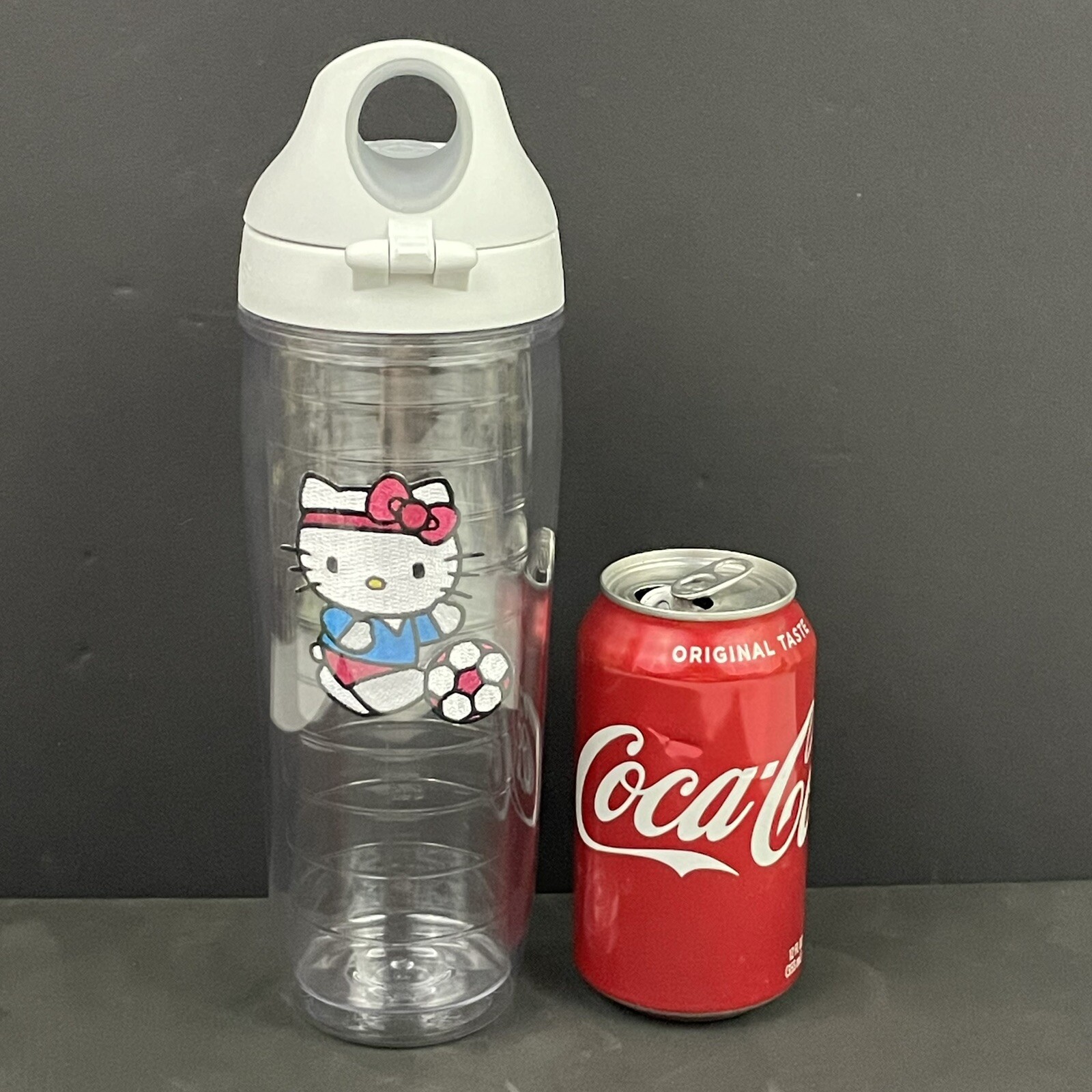 Hello Kitty Soccer 24 oz Tervis Water Bottle Sports Plastic Measuring Mom Girls