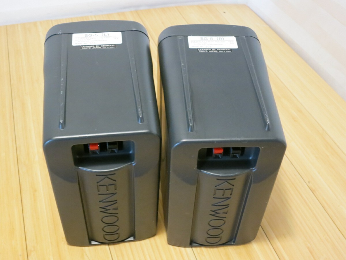 Pair of Kenwood SG5 2Way Speakers 15 Watt 6 Ohm made in Pair of Kenwood SG5 2Way Speakers 15 Watt 6 Ohm made in