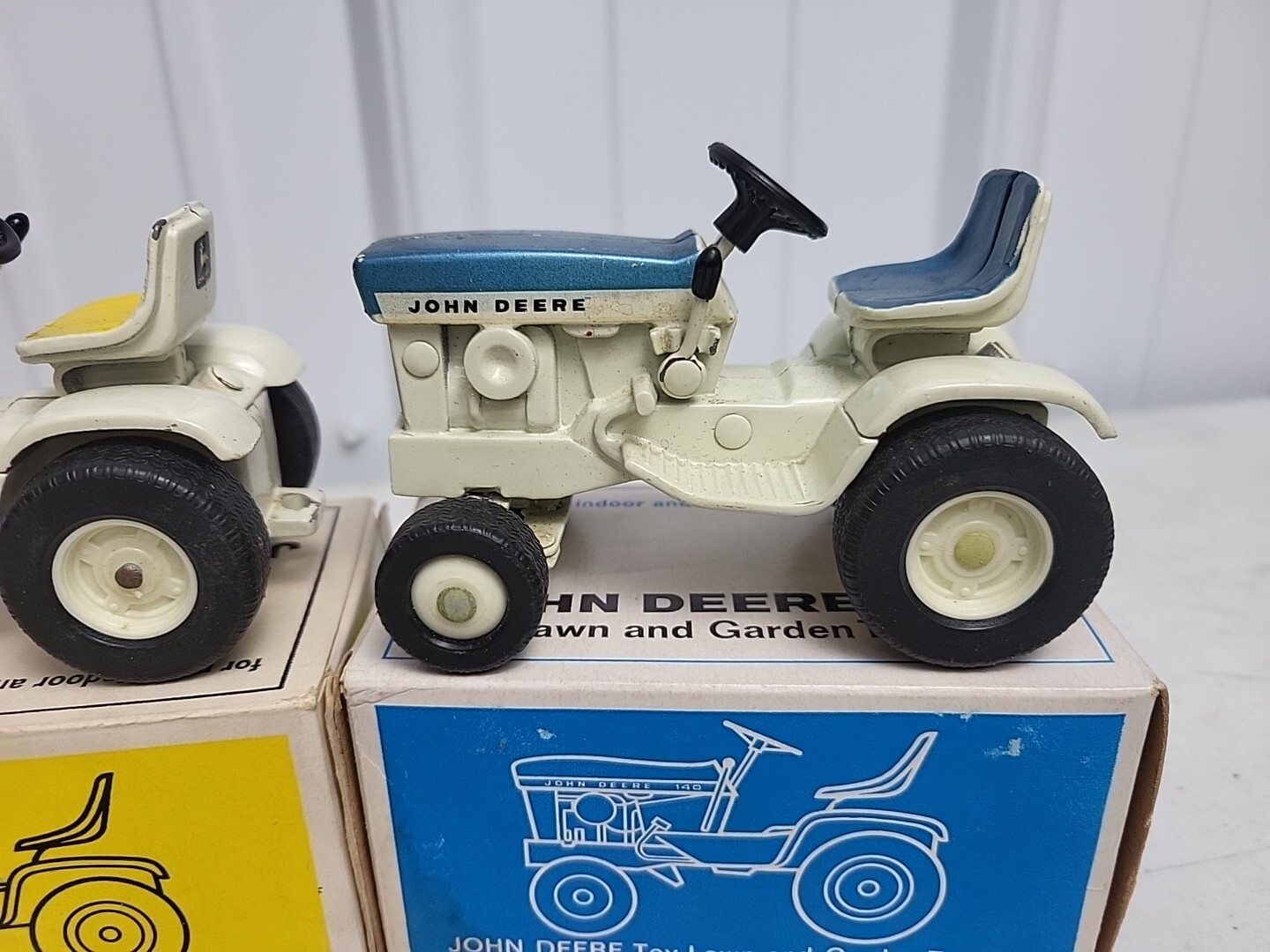 Vintage 1/16 John Deere Patio Set In Original Boxes Complete Set eBay