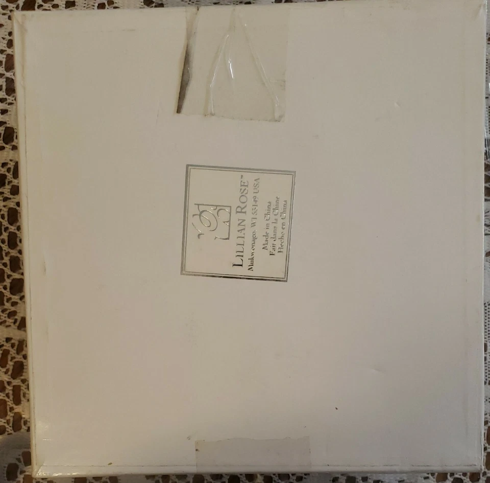 Almohada portadora de anillo de boda diseño damasco Lillian Rose almohada portadora de anillo B & W Foto 4 de 4