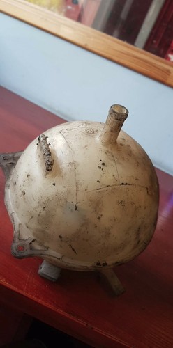 Neues Angebot VW Transporter T4 Kühlmittel Ausgleichsbehälter 701121407b