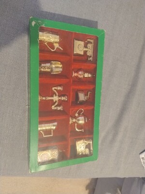 Vintage Die Cast Collectibles Miniatures. Messing? Puppenstubenmöbel 