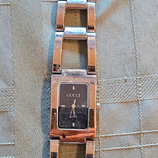 Gucci 1500L Women's Quartz Analog Rectangle Watch Black Dial Silver Bracelet