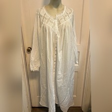 Eileen West white long-sleeve cottagecore nightgown button placket lace detail M