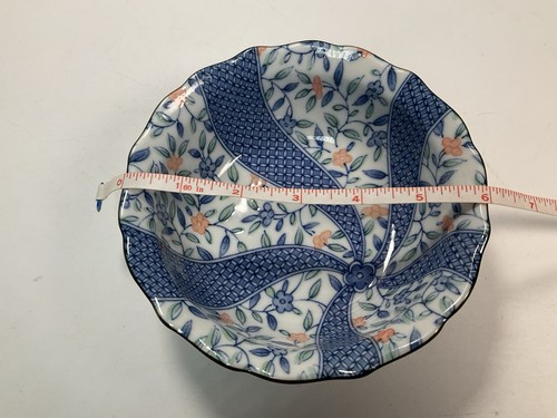 Asiatische Keramik Porzellan blau, koralle, weiß Blumenmuster gewellter Rand Sauce - Bild 5 von 6