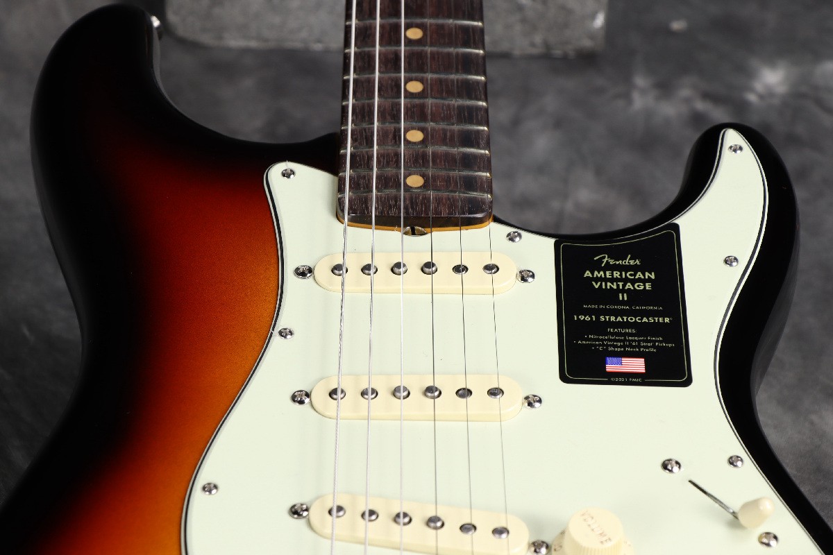Fender American Vintage II 1961 Stratocaster Rosewood Fingerboard