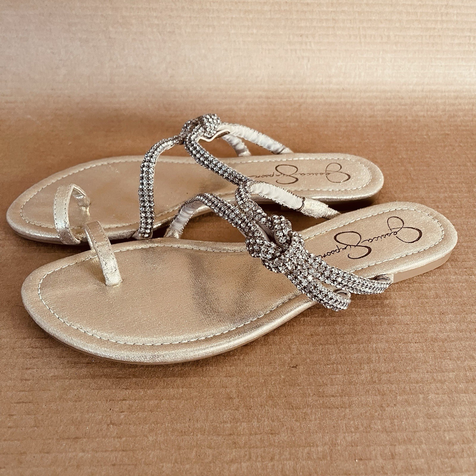 Jessica Simpson Womens Sandals Size 9.5 Gold Metallic Rhinestone Flat Toe Loop