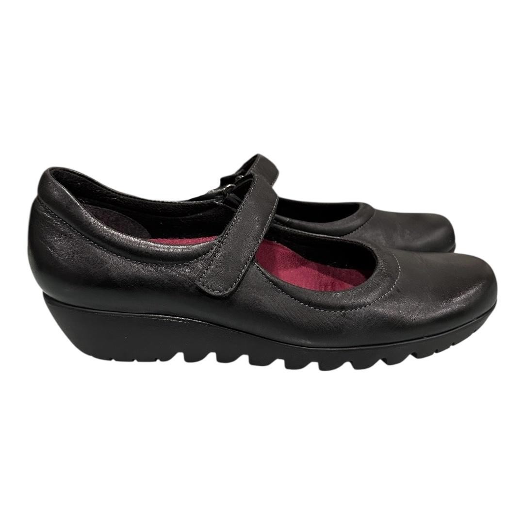 Munro Shoes Womens Size 11 Black Mary Jane Wedge Leather Comfort Strap Walking