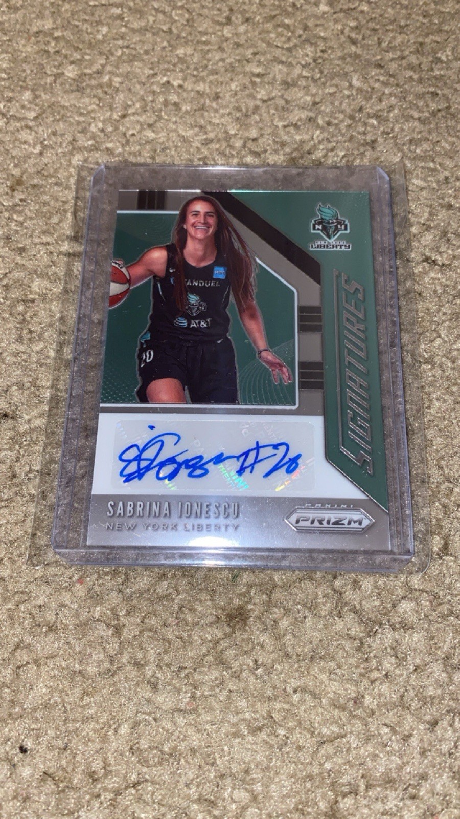 2020 Prizm WNBA Sabrina Ionescu Signatures Auto Rc #SG-SIO