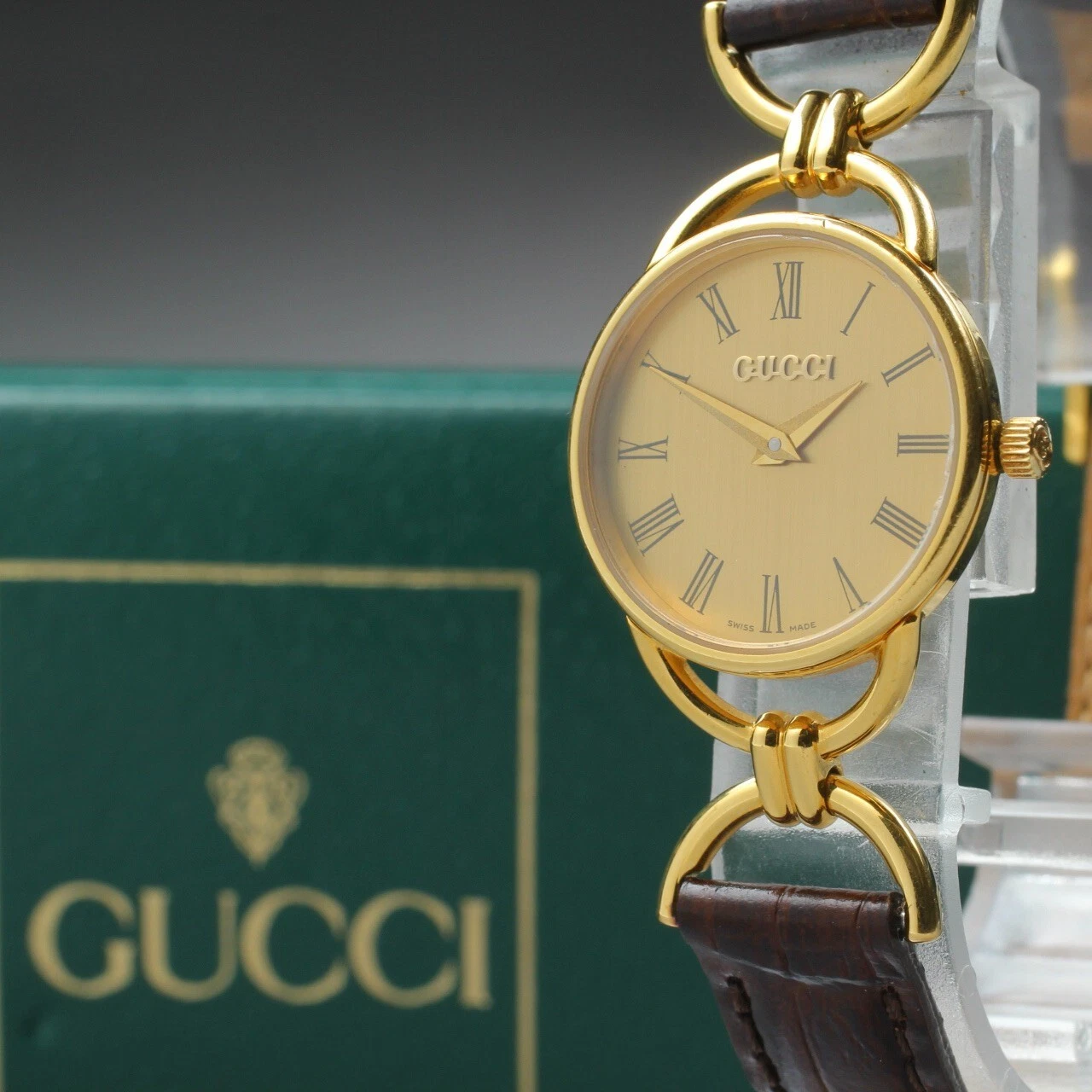 *EXC+5 avec boîte* Montre femme Gucci 6000,2,2,L cadran doré quartz du JAPON