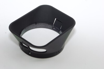 Leica 12588 Lens Hood. Elmarit-M 28mmf2.8, Summilux-M 35/1.4 ASPH