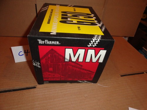 1/16 minneapolis moline g 750 toy tractor - Picture 3 of 5
