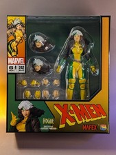 Mafex Marvel Rogue (Comic Version)