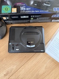 SEGA Mega Drive Mini 16 Bit Console 42Classic Games 2 Controllers