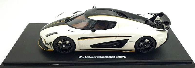 GT Spirit 1/18 Scale Resin GT913 - 2023 Koenigsegg Regera World Record - White - Image 4 of 4