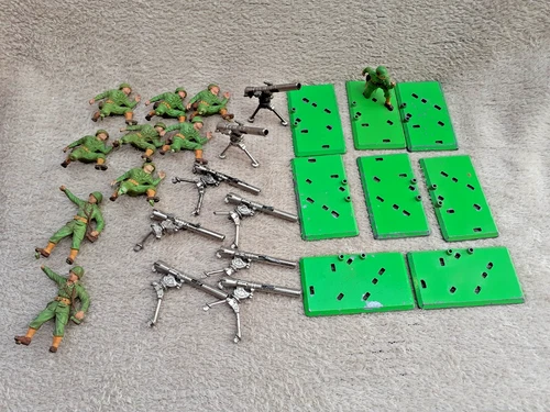 Britains 1/32 Deetail WW2 75mm guns x 8 + some crew - spares & repairs