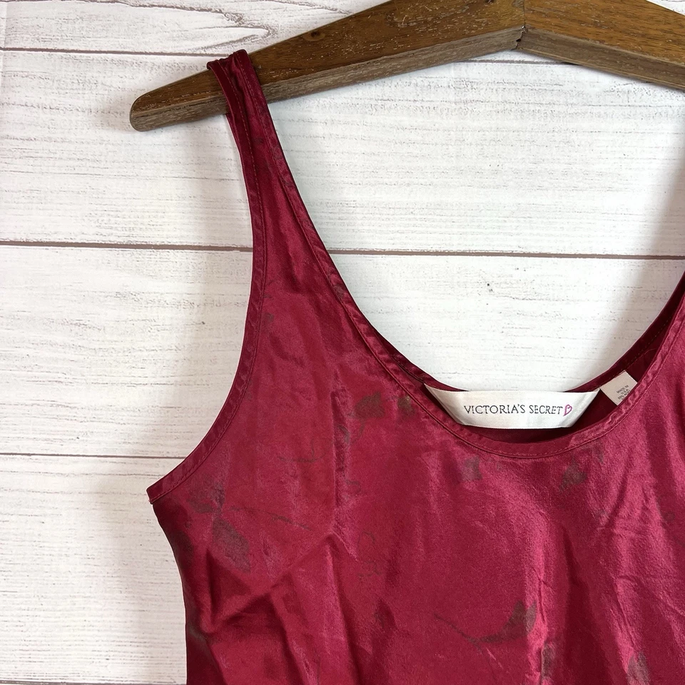 VINTAGE Victoria’s Secret Red Floral Satin Tank Top Y2K Size M - Image 3 of 4
