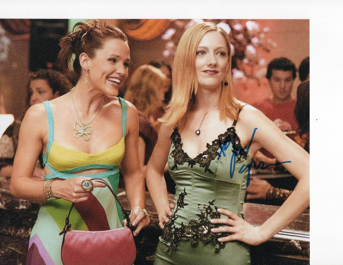 judy greer 13 going on 30 dress SIGNED AT THE PARTY 8X10 judy greer 90s