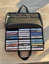 VINTAGE MUSIC EXPRESS 30 Cassette Tape Storage Carrying Case Strap Black