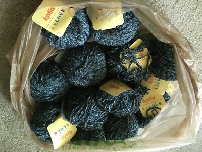 Vintage New Lot of 12 KATIA VELOUR Gray / Black Color 2002 - 1 3/4 oz / 50 grs 