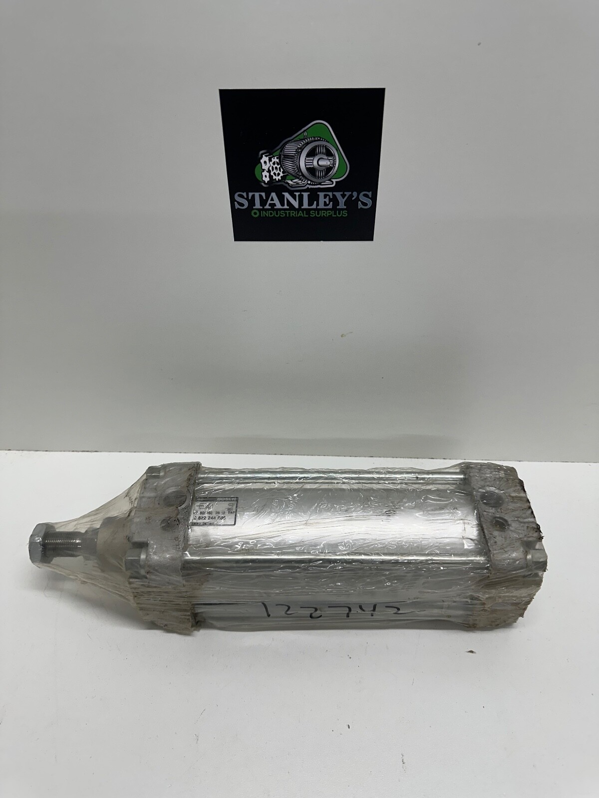 Bosch 0822244006 Cylinder New