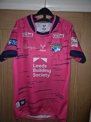 Leeds Rhinos 3rd kit pink Junior size 14 Rugby League