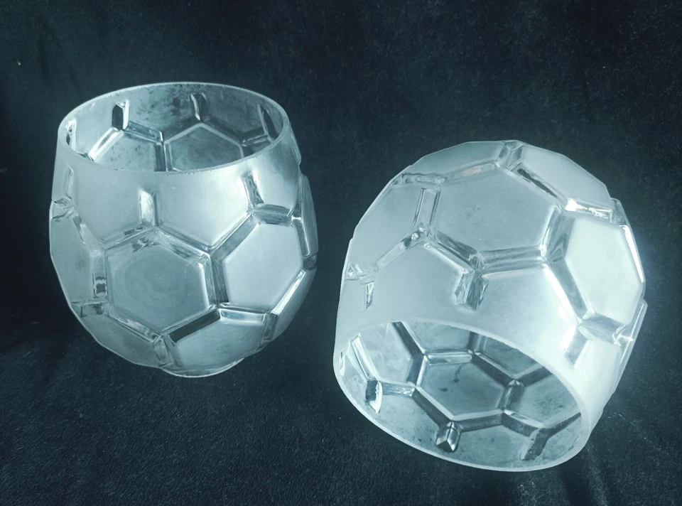 Paire de tulipes en verre dépoli Art déco couleur blanc - Circa 1930 - Photo 4/4