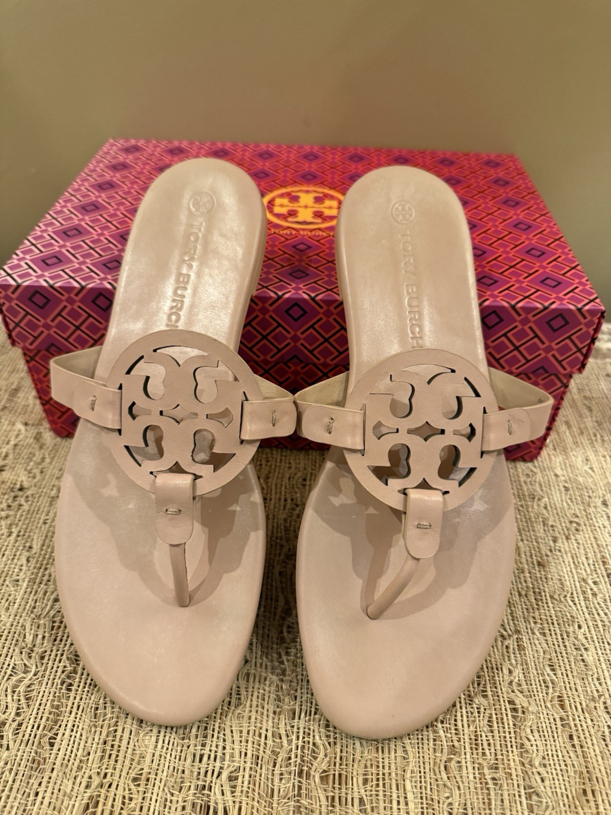 Tory Burch Miller Soft Sandals In  Makeup Tan Pale Pink Sz-9.5 298$ thumbnail 5