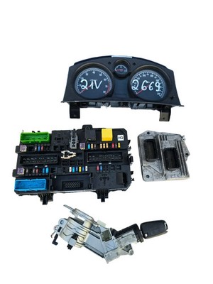 Opel Astra H Zafira B- Motorsteuergerät Set 55561172