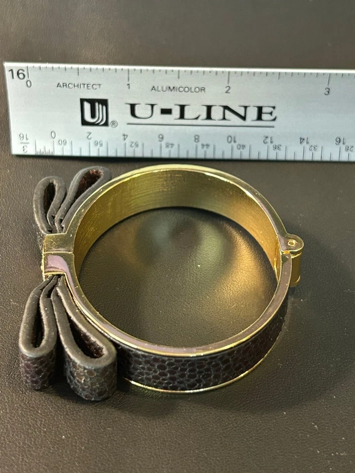 Pulsera Vince Camuto para mujer talla 6 pulgadas dorada y marrón Foto 3 de 4