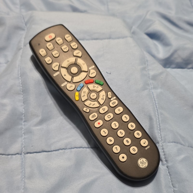 GE 24927 Universal 8 Device Wireless IR Remote Control, Black, Over 33ft Range