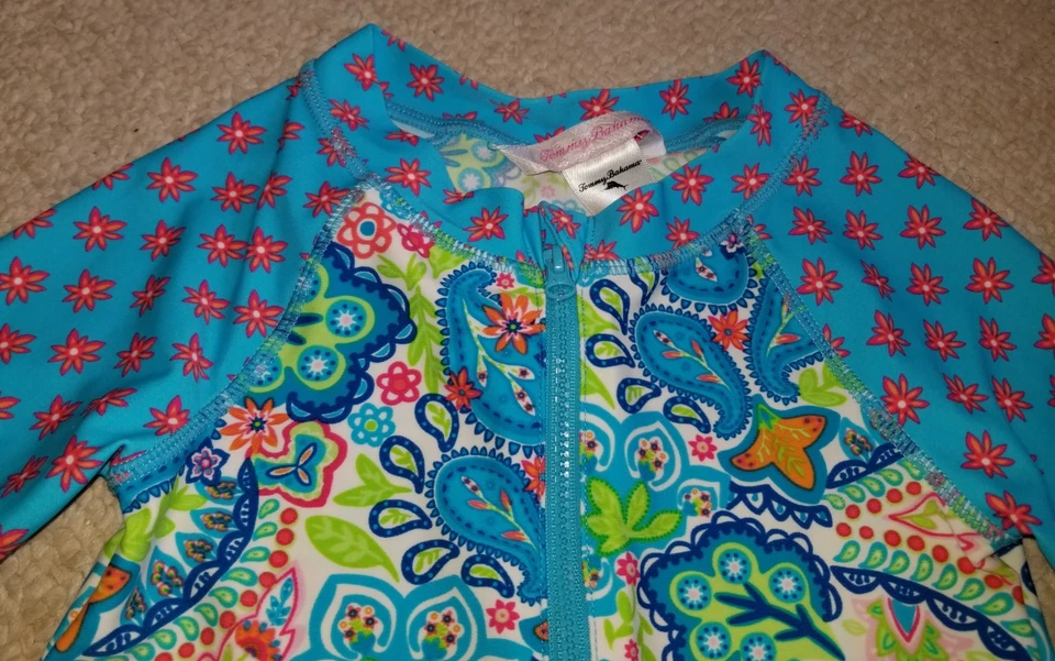 Traje de baño para bebé-TOMMY BAHAMA-azul/verde 'Paisley One-Piece Rash Guard'-24M Foto 4 de 4