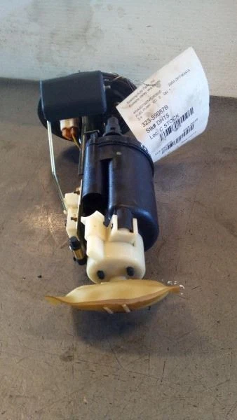 Conjunto de bomba de combustible de 2004 Kia Optima 2,4 L 7293185 Foto 2 de 4