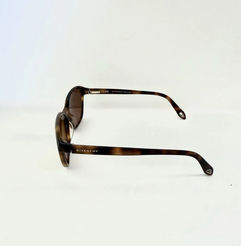 Gafas de sol Givenchy VGV947 con caparazón de tortuga marrón ojo de gato Foto 2 de 4