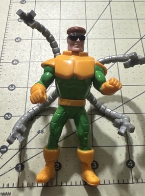 1995 Marvel Doctor Octopus Doc Ock Spider Man Vintage Action Figure