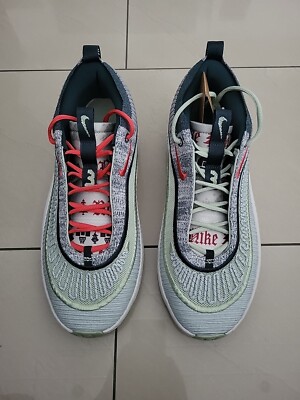 NIKE COSMIC UNITY 3 EUR 45