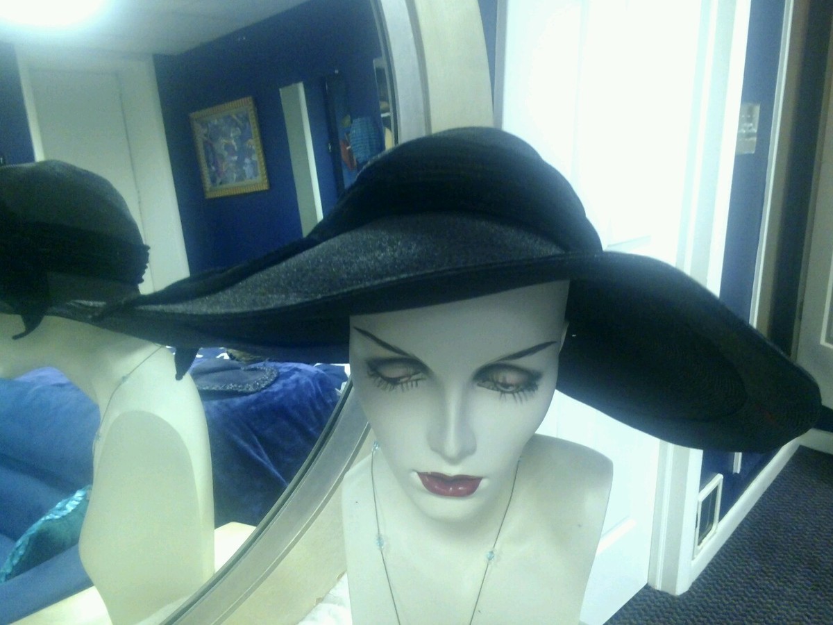 1940s/50s‎ Dolly Madison Raffia Straw Hat w/Pompom Embellishment & Black Ribbon Vintage 1940 main image 3