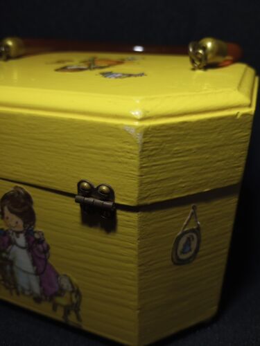 VTG Wooden Purse Handbag Lucite Handle Decoupage Octagonal With Butterfly Clasp - Picture 14 of 21