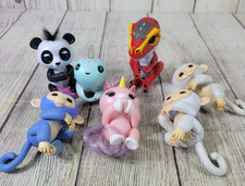  7 Fingerlings Mixed Lot Interactive Unicorn  Monkey  Panda  Narwhal  Dino