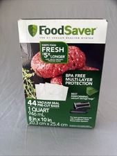 FoodSaver 1-Quart Precut Vacuum Seal Bags with BPA-Free 44 Bags 8in x 10 in