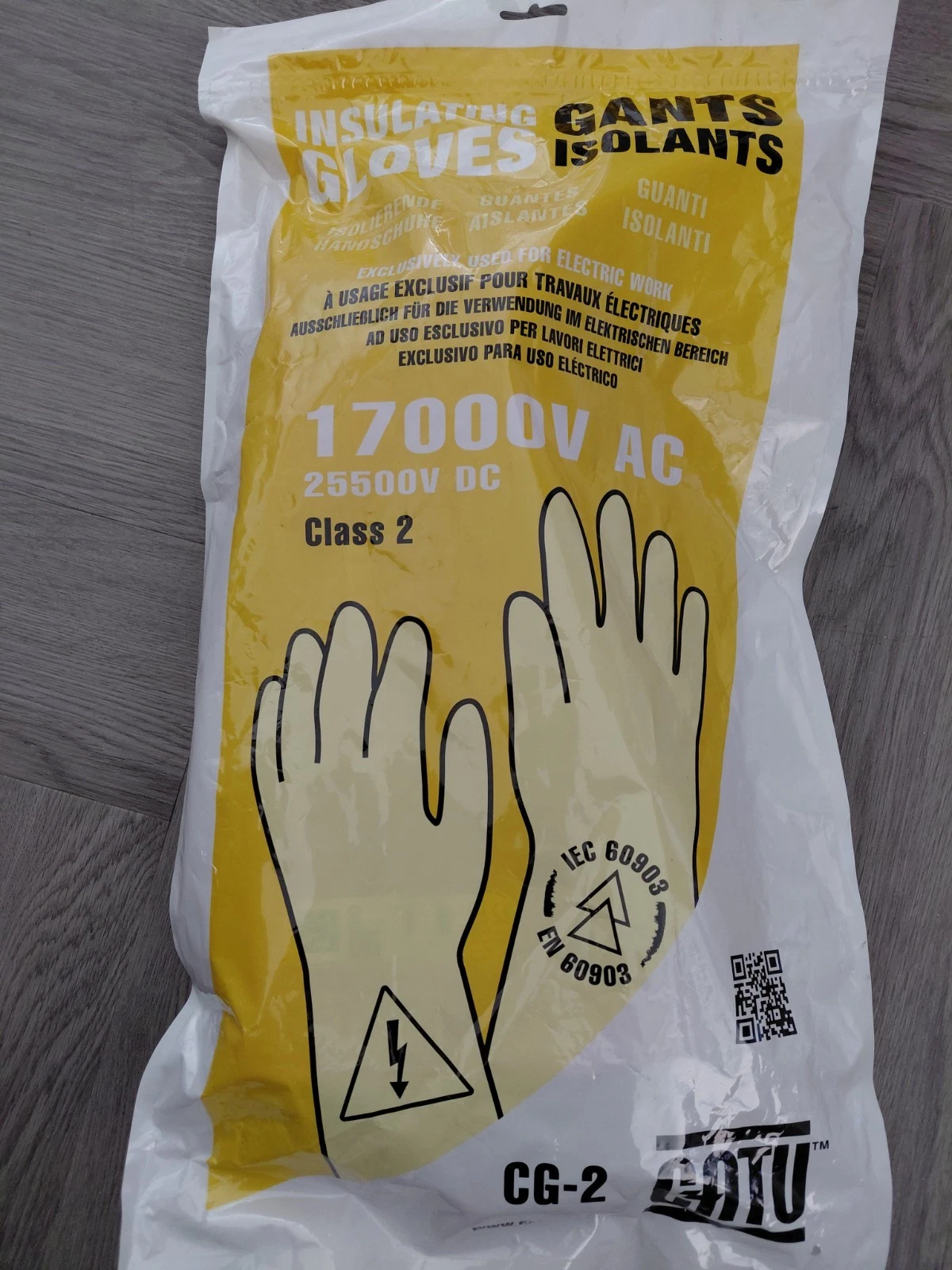 CATU Electrical Insulating High Voltage Gloves 360mm Class 2, Size 9
Opens in a new window or tab