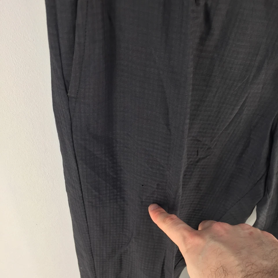 Hugo Boss 2 piece suit mens jacket 42 slim + pants 34 grey wool 116398 - image 4 of 4