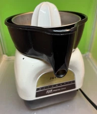 Vintage Juicit SMC Proctor Silex Automatic Citrus Juicer J101W Tested